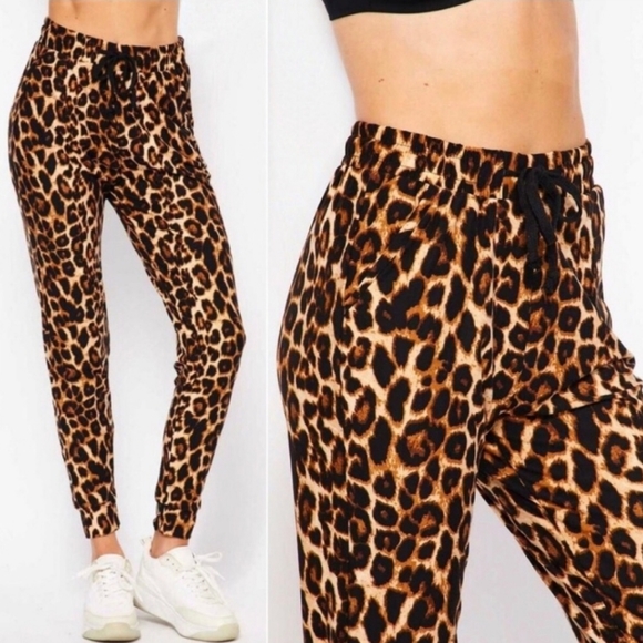 Amazing Buttery soft milk silk leopard casual womens Fall day joggers - Picture 4 of 4